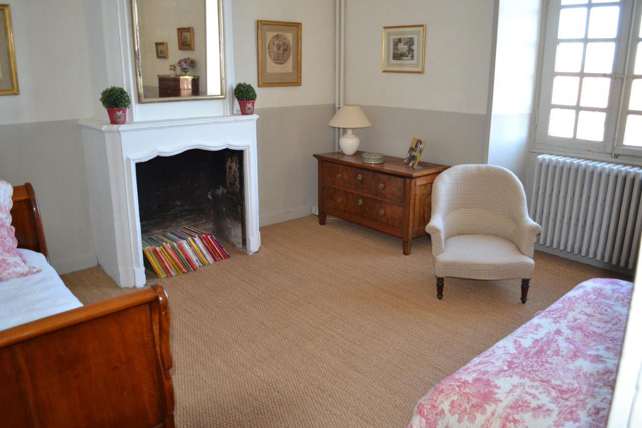 Le Petit Logis Bed & Breakfast Rouillac  Екстериор снимка